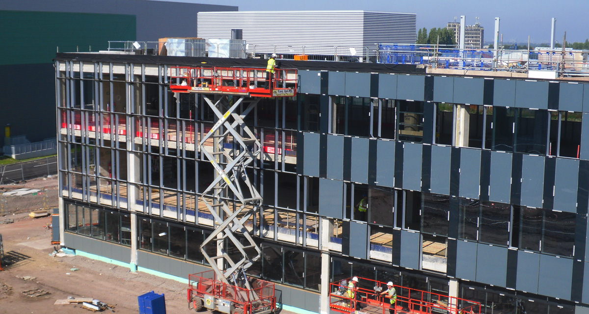 ACM Rainscreen Cladding Matalan HQ Knowsley by Longworth 6